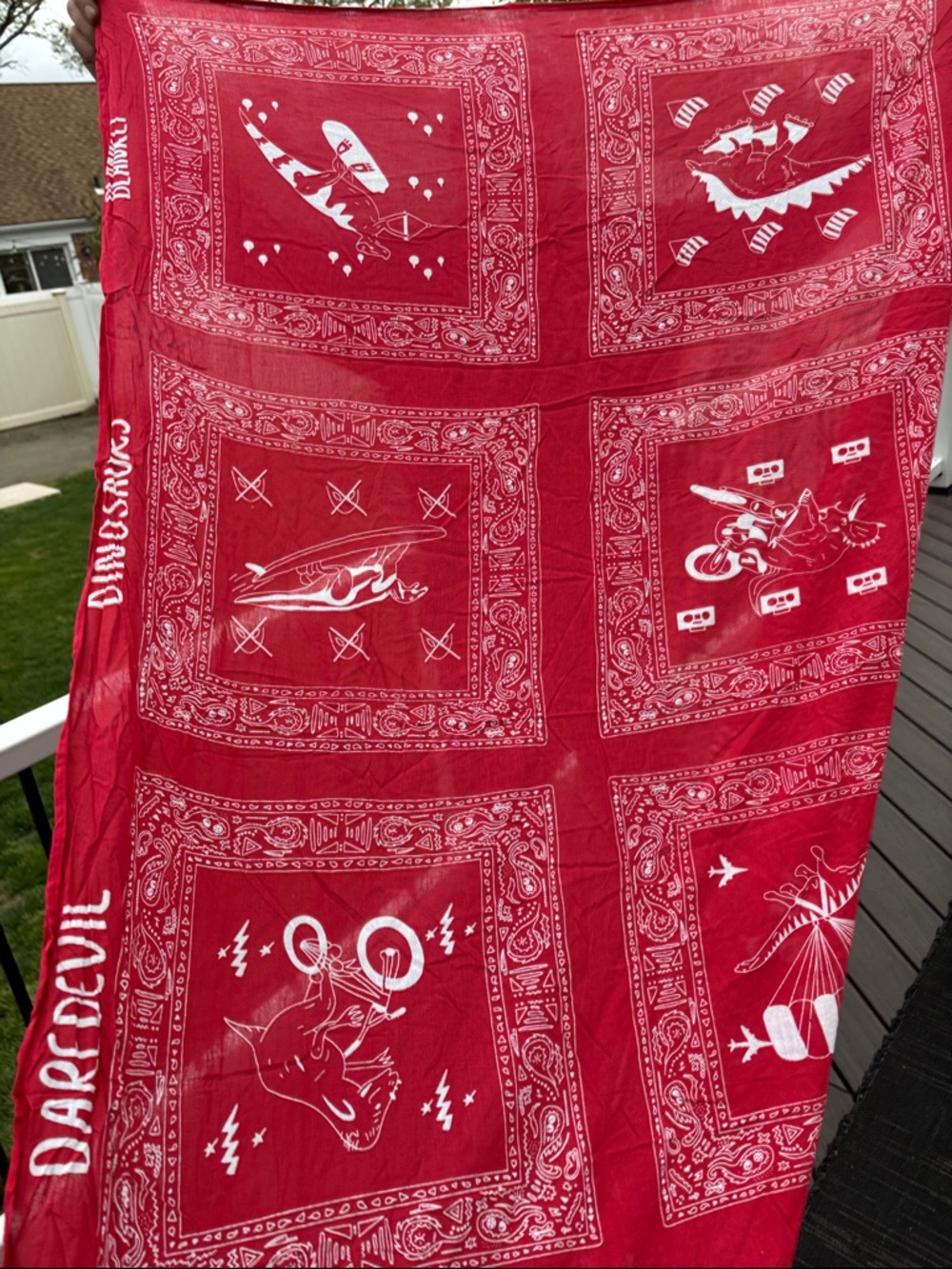 Marc Jacobs Red Graphic DINOSAURS DAREDEVIL Bandana Print Scarf-RARE - Picture 8 of 9
